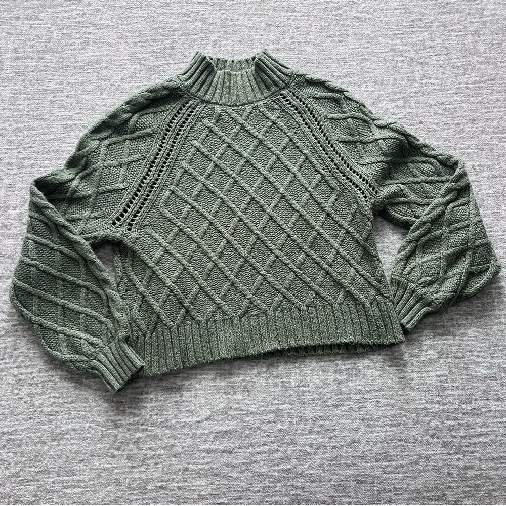 American Eagle Outfitters Olive Textured Women's Sweater